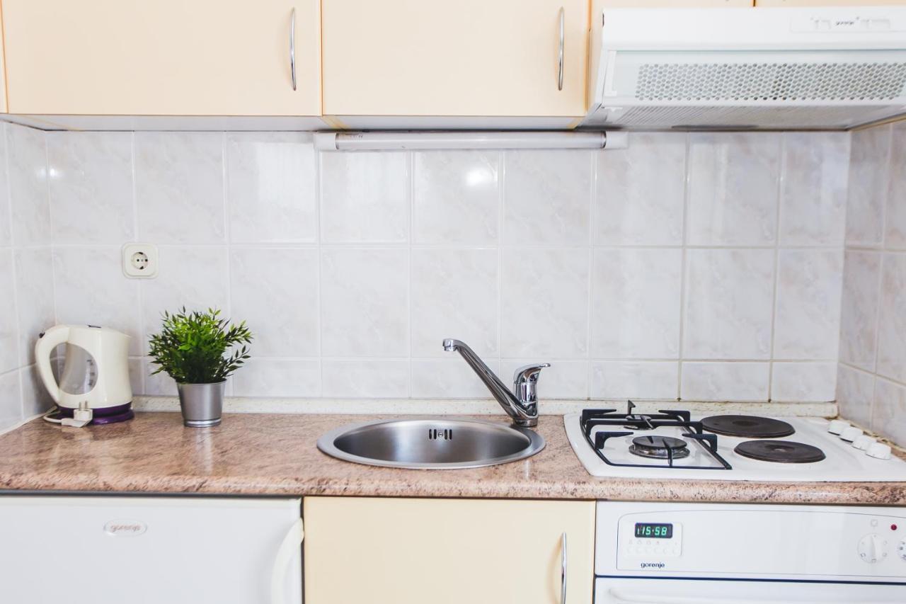 רוגוזניצה Apartmani Males מראה חיצוני תמונה